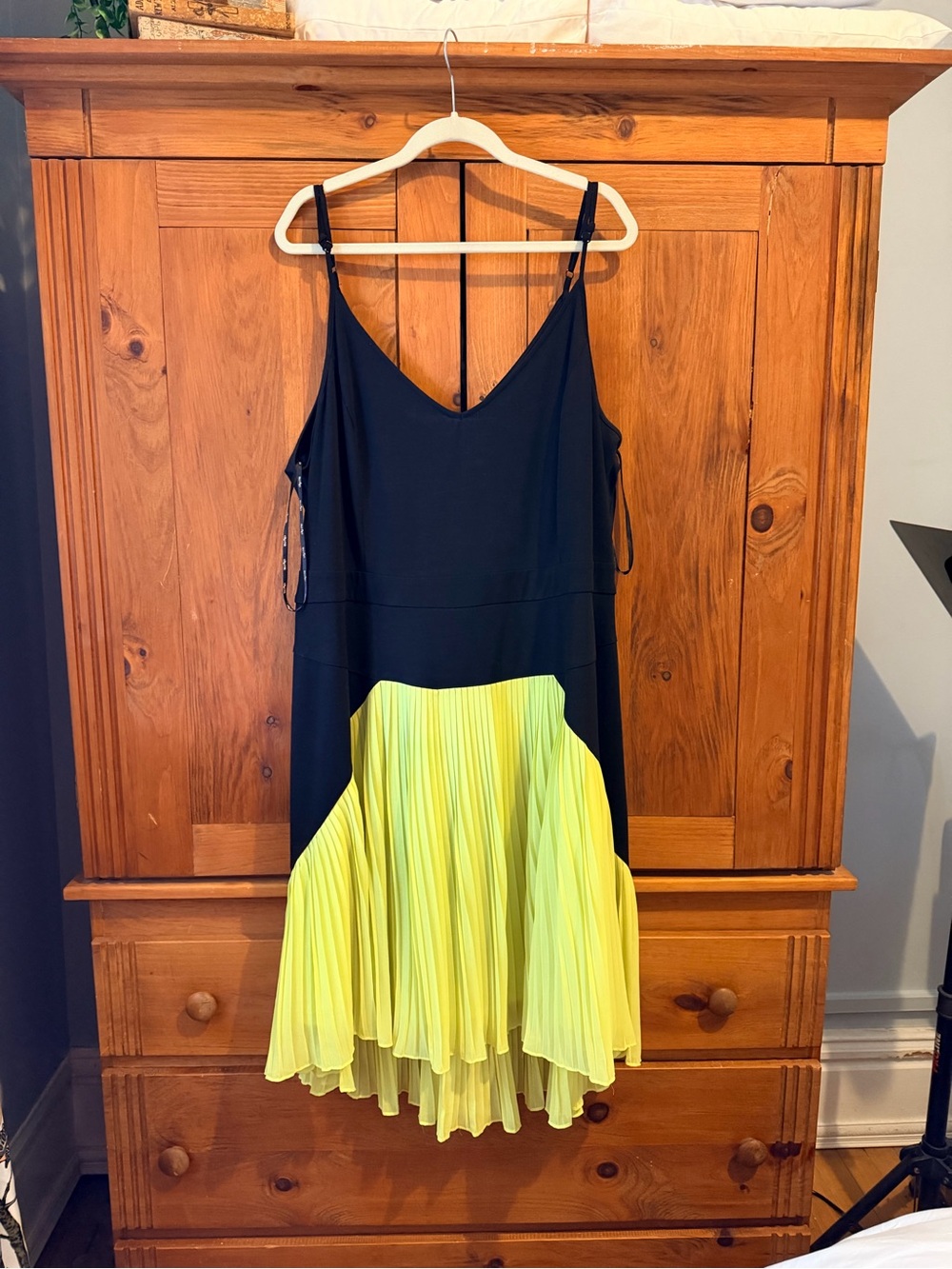 City Chic Black & Neon Yellow High-Low Pleated Dress